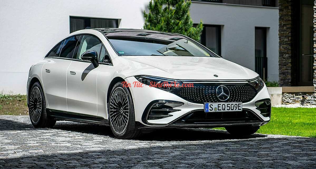 2022-mercedes-benz-eqs-launch-2788-9838-1632973624.jpg