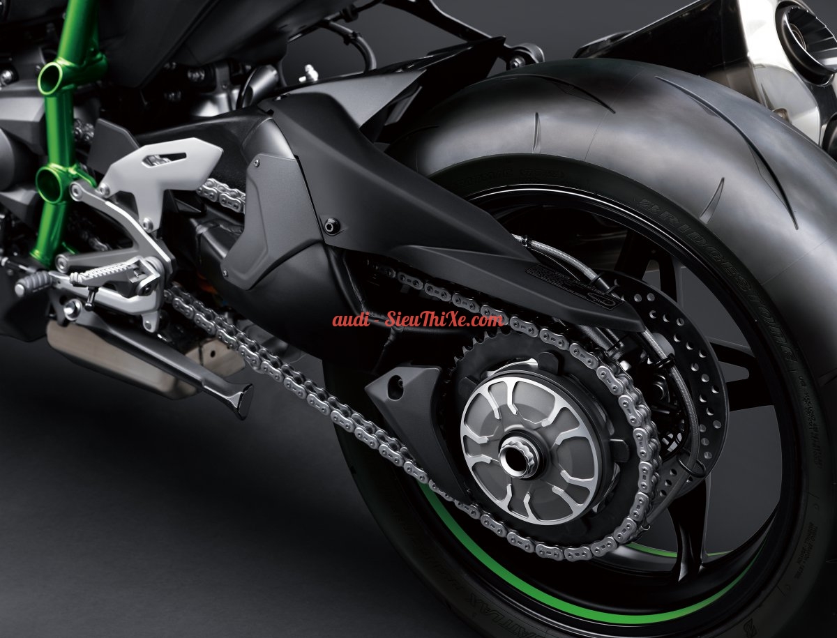 Ninja-H2-Carbon-Khung-su-o-n-2-9436-9351-1633150863.jpg