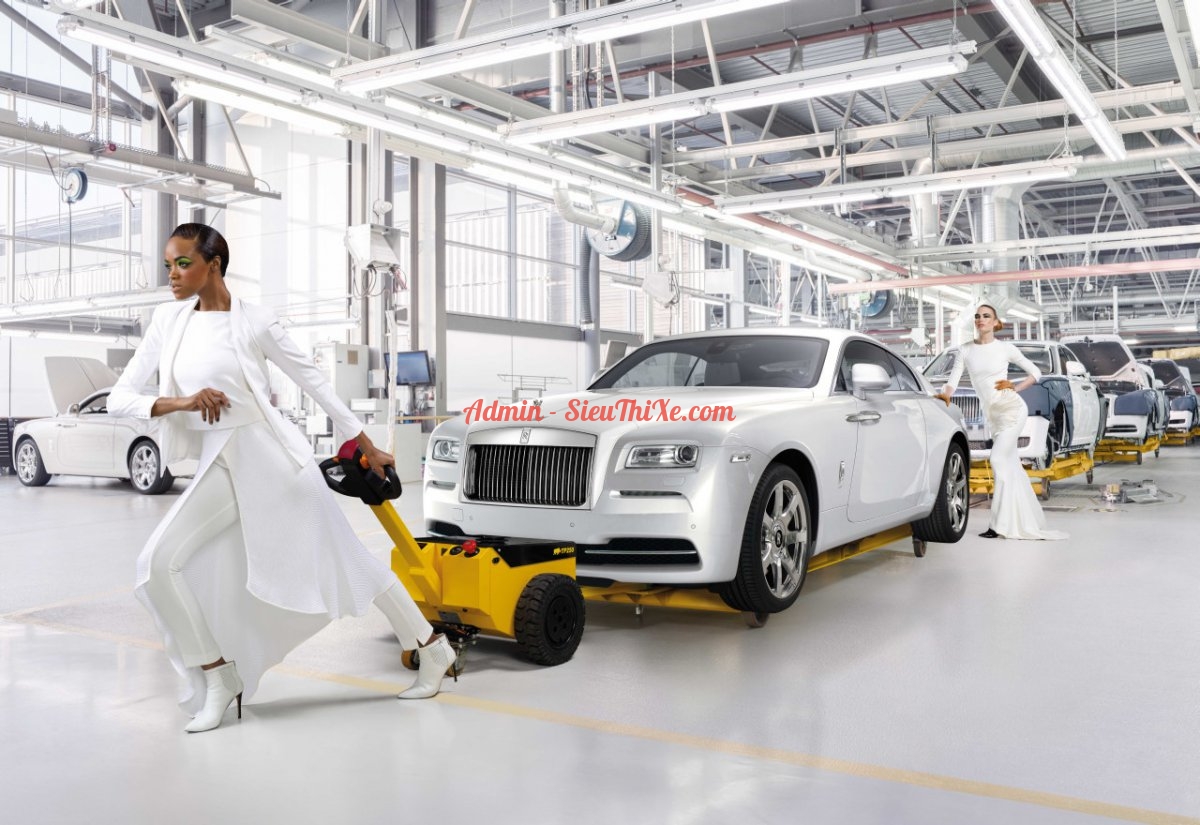 rolls-royce-wraith-14-14311461-5851-5376-1648742786.jpg